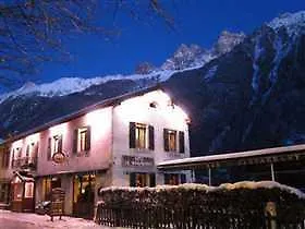 Le Vagabond Hostel