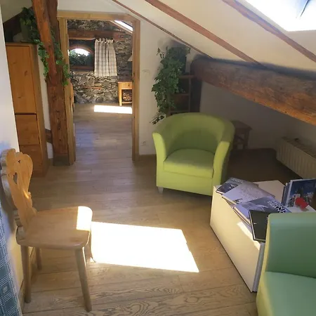 Le Vagabond Hostel