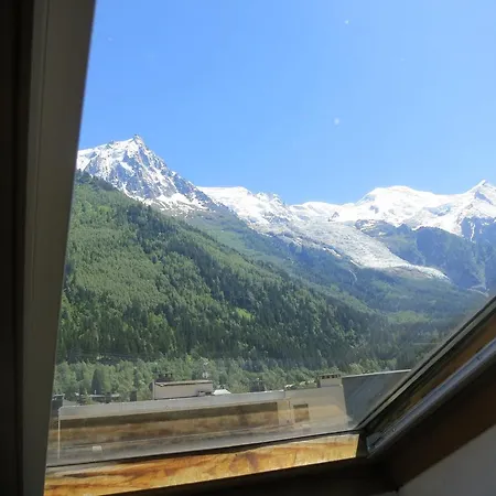 Le Vagabond Hostel