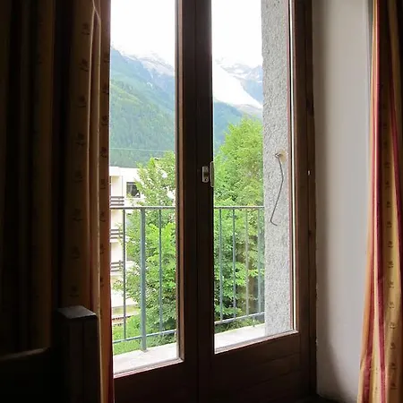 Le Vagabond Hostel